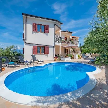 Apartamento Unterkunft Mit Sauna, Meerblick, Whirlpool Und Beheiztem Pool Labin (Istria)