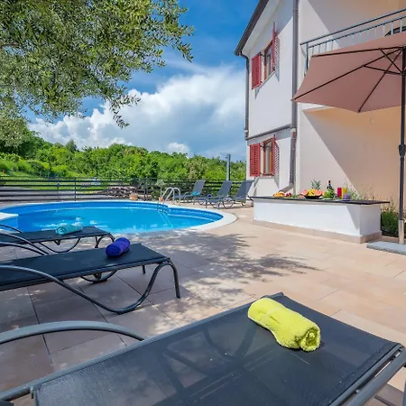 Unterkunft Mit Sauna, Meerblick, Whirlpool Und Beheiztem Pool *