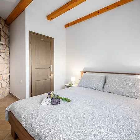 Unterkunft Mit Sauna, Meerblick, Whirlpool Und Beheiztem Pool * Labin (Istria)